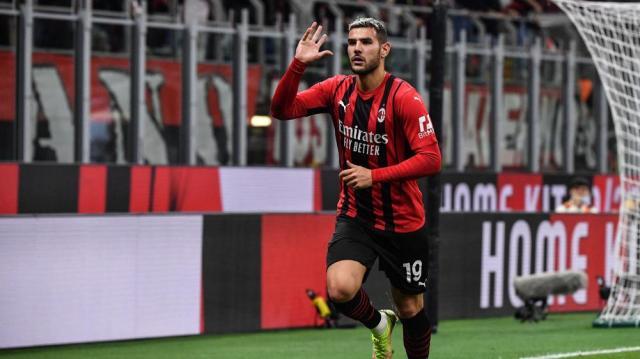 1632359478938038462.jpg theo-hernandez_18uh8xhc155qk119qywj2upkz8.jpg